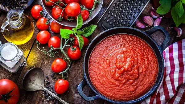 رب گوجه فرنگی خانگی | خرید با قیمت ارزان